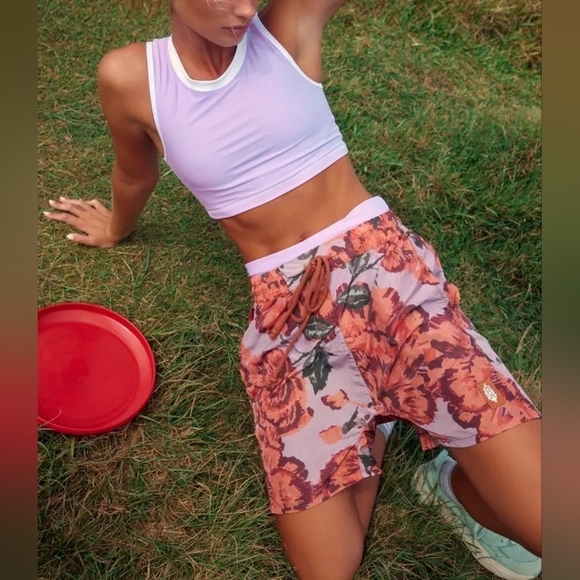 NWOT Free People Movement The Switchback Shorts XS - Picture 4 of 10